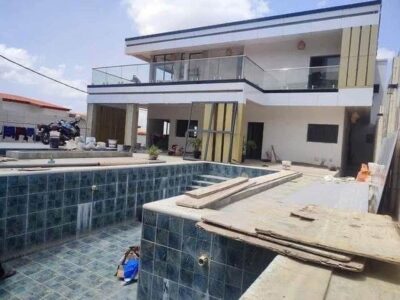 Somptueuse villa duplex 8 pièces haut standing à Angré Cité Diaspora (Abidjan)