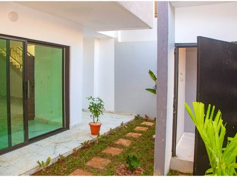 Villa duplex 6 pièces haut standing à Bingerville – Cité Résilience