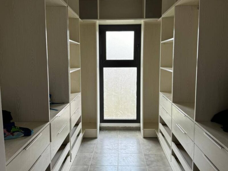 Villa duplex 6 pièces avec piscine et garage – Angré Nouveau CHU