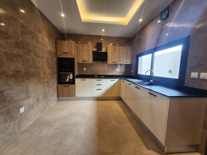 Villas Duplex à Grand Bassam - Modeste